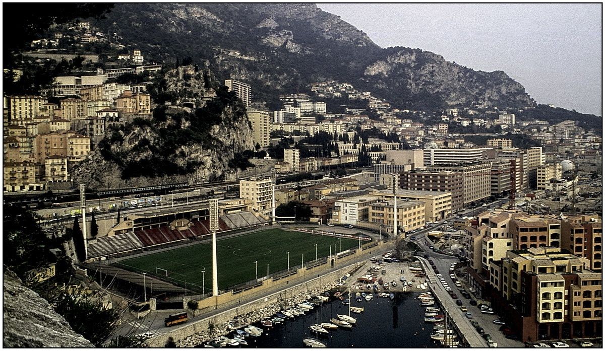 Estadio de fútbol 'Luis II' en los años 70